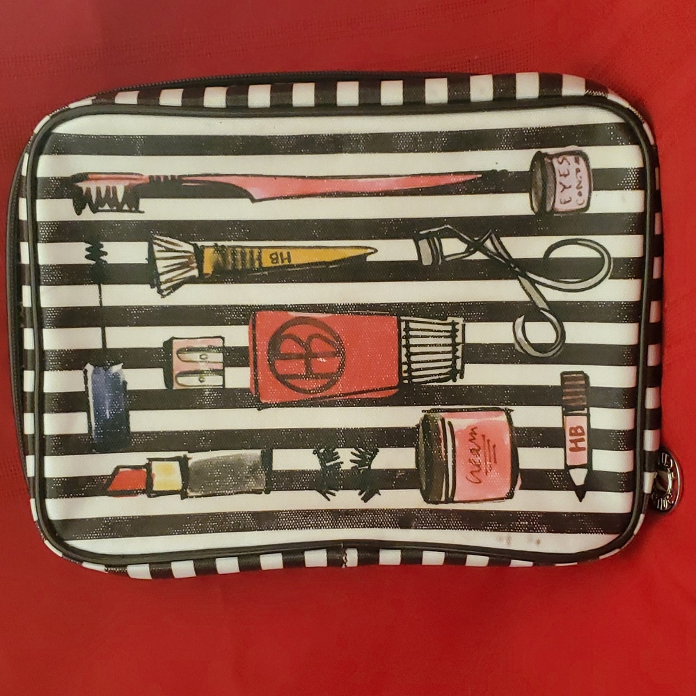 Henri Bendel Centennial Stripe Cosmetics Makeup Brush Case w/Mirror